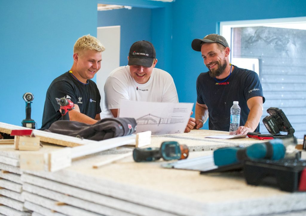 Håndværker hos Ole Ibsen.